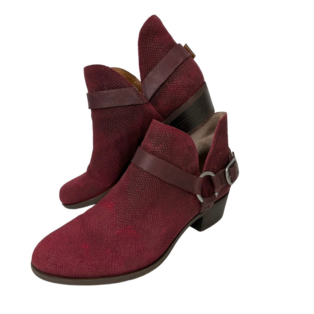 LUCKY BRAND Bernaeh Ankle Bootie Size 8M Red Buckle Cowgirl Moto Suede P… - Picture 2 of 15